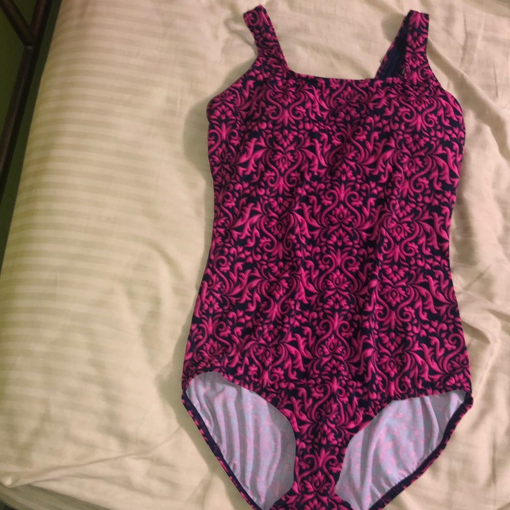 Bathing suits - Picture 2 of 2
